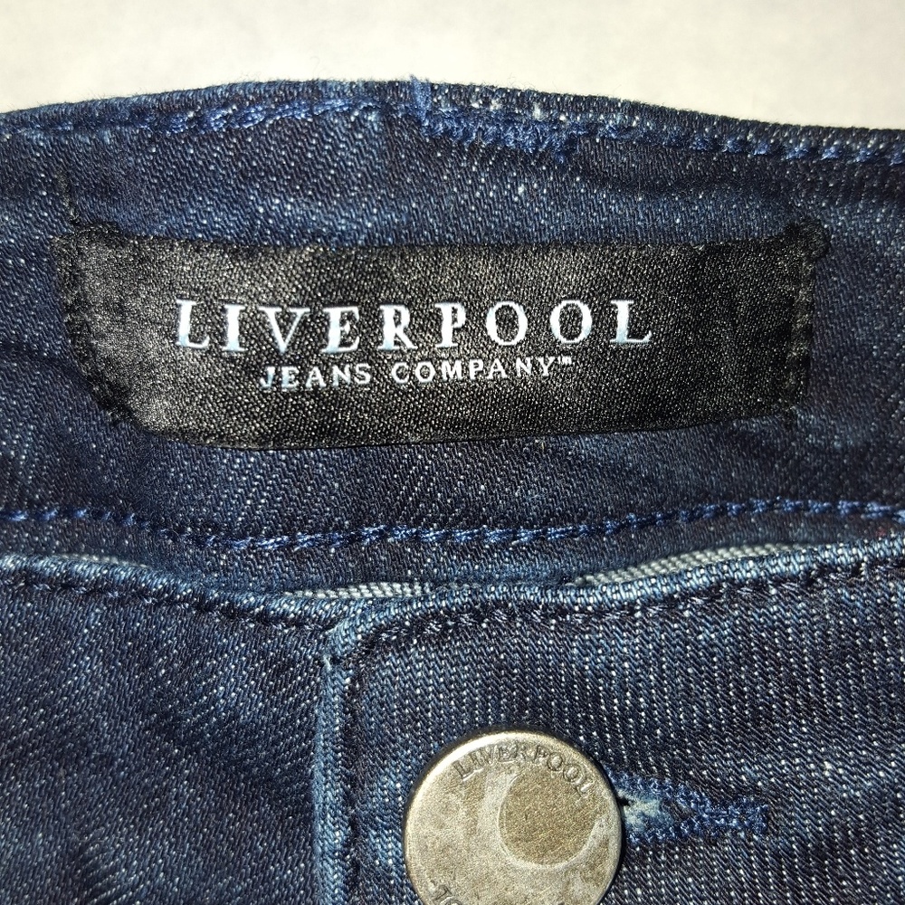 Liverpool jeans co.Michelle Capri 12/31